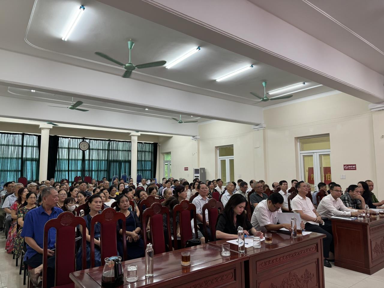 ​ Các Đại biểu dự Hội nghị